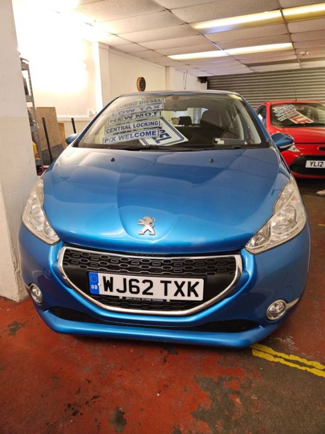 Peugeot 208 1.4 HDi Active 5dr Hatchback Diesel Blue